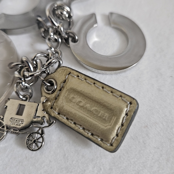 Coach Rare Horse And Carriage Large Signature C's Keychain Fob Or Bag Charm - Picture 3 of 5